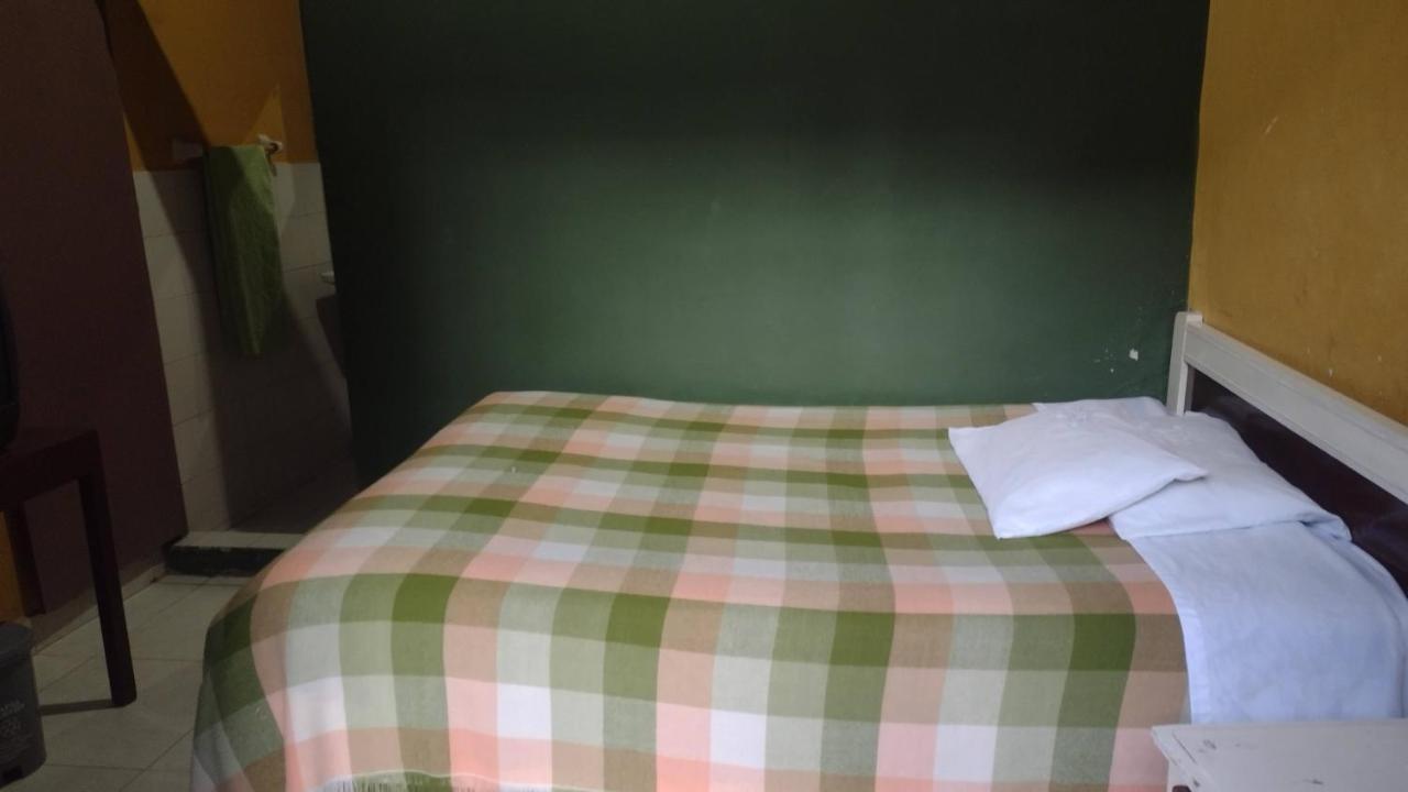 Hotel Valparaiso Ипьялес Экстерьер фото